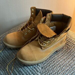 Timberland boots size 6 m